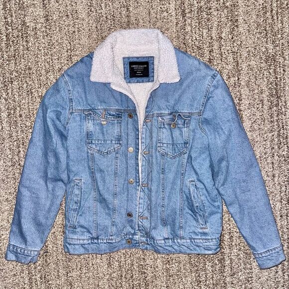 Sunrise Kingdom Men's Sherpa Lined Denim Trucker Jacket Blue Size Medium - Picture 4 of 10